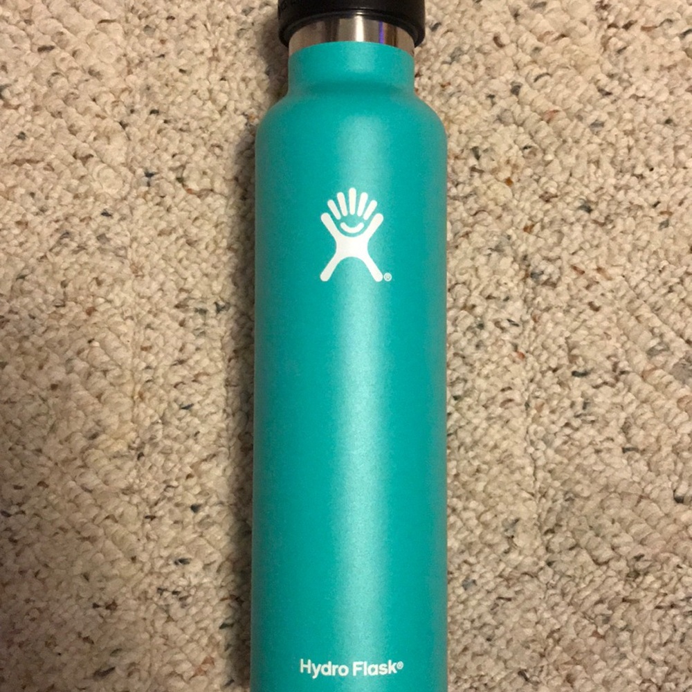 Brand new 24oz hydro flask